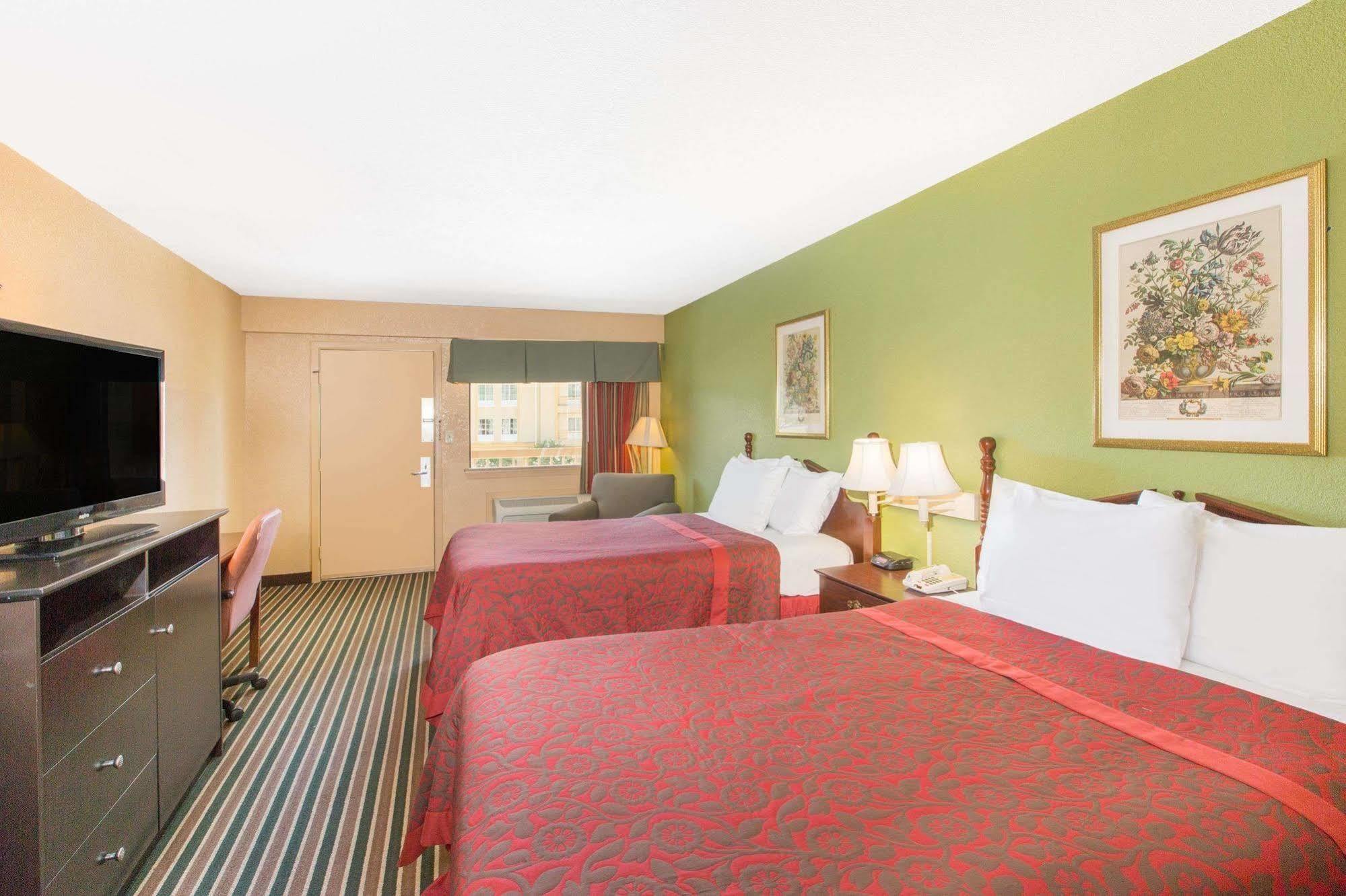 Days Inn By Wyndham Tupelo Ngoại thất bức ảnh