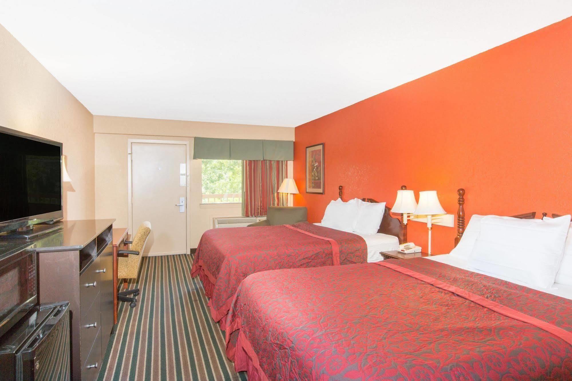 Days Inn By Wyndham Tupelo Ngoại thất bức ảnh