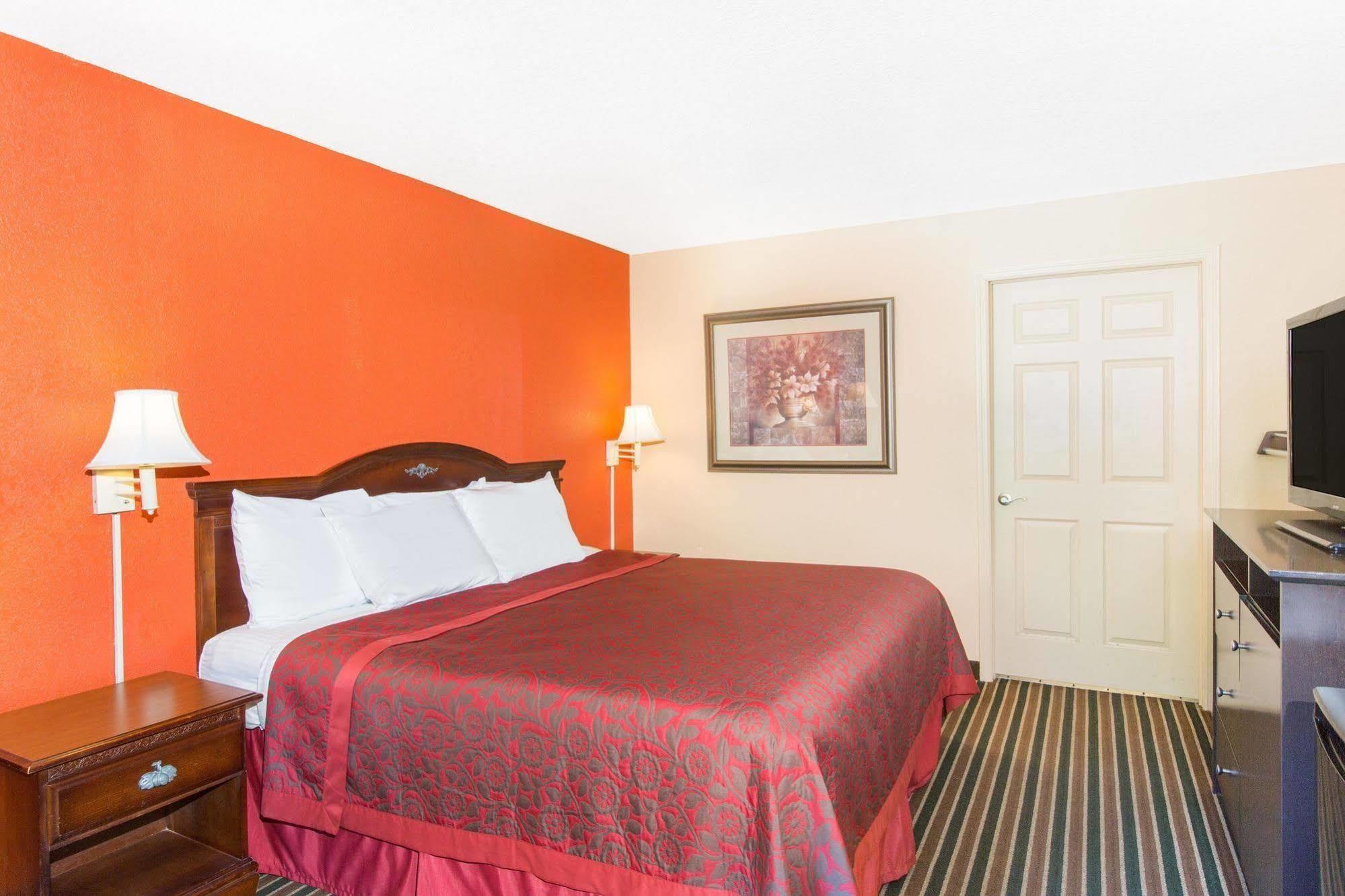 Days Inn By Wyndham Tupelo Ngoại thất bức ảnh